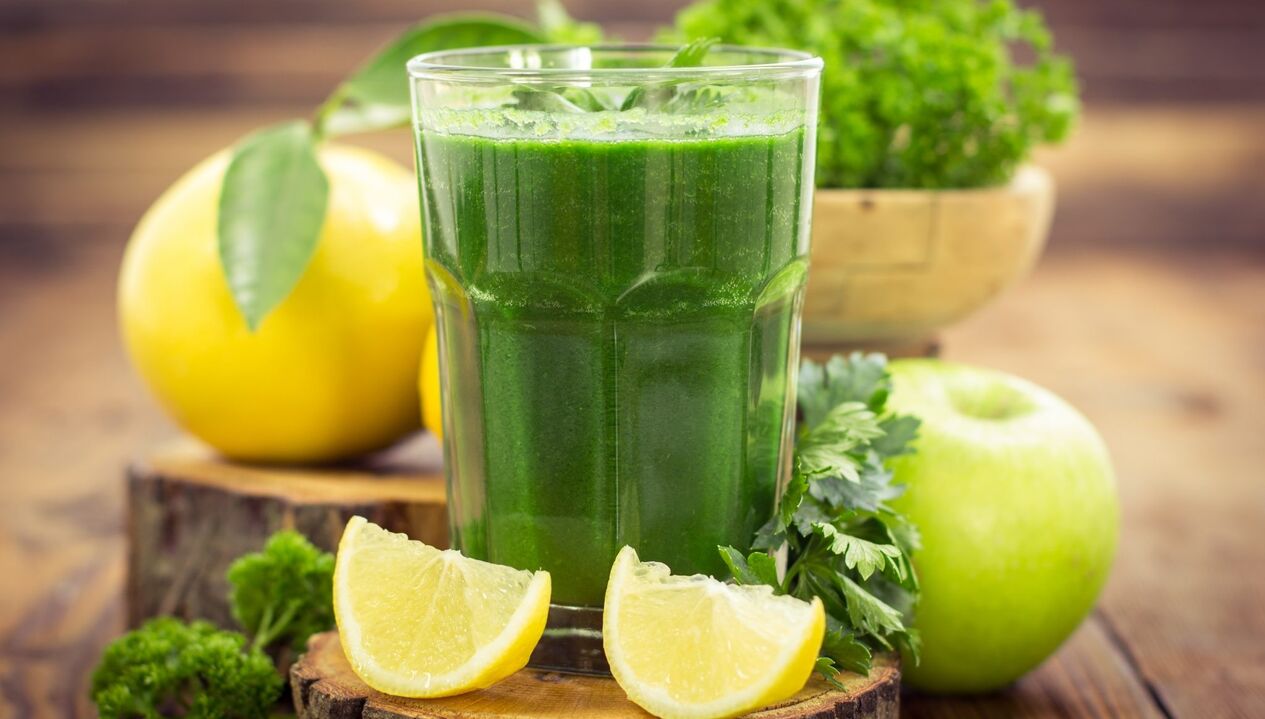 Parsley smoothie to increase strength